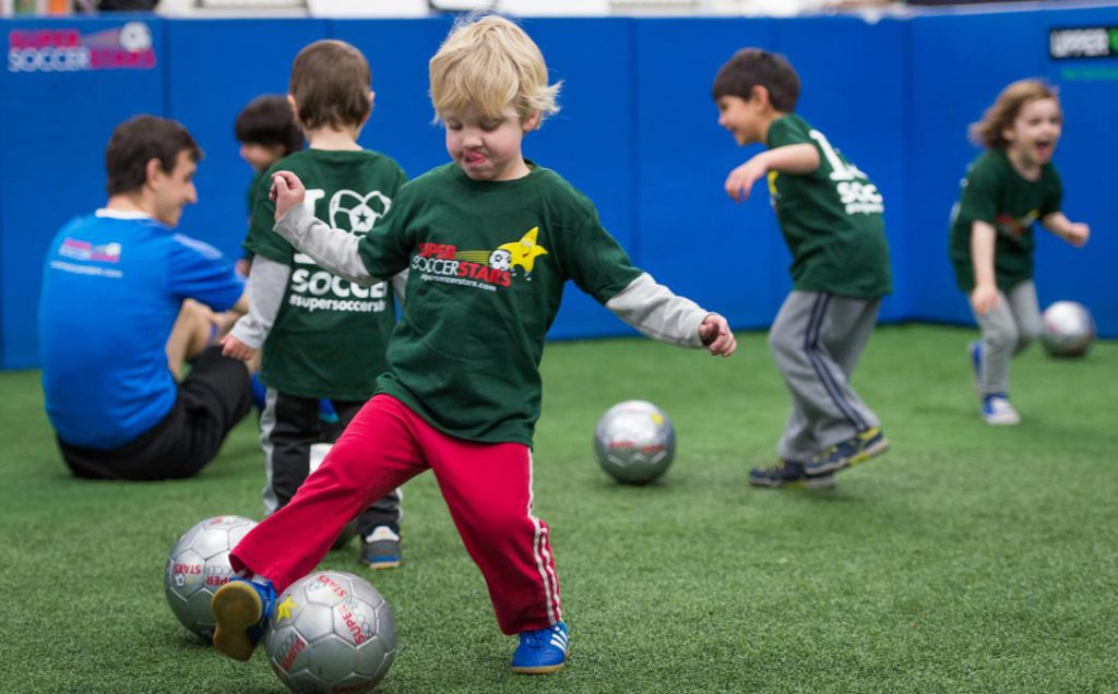 Soccer class for toddlers in NYC - indoor soccer